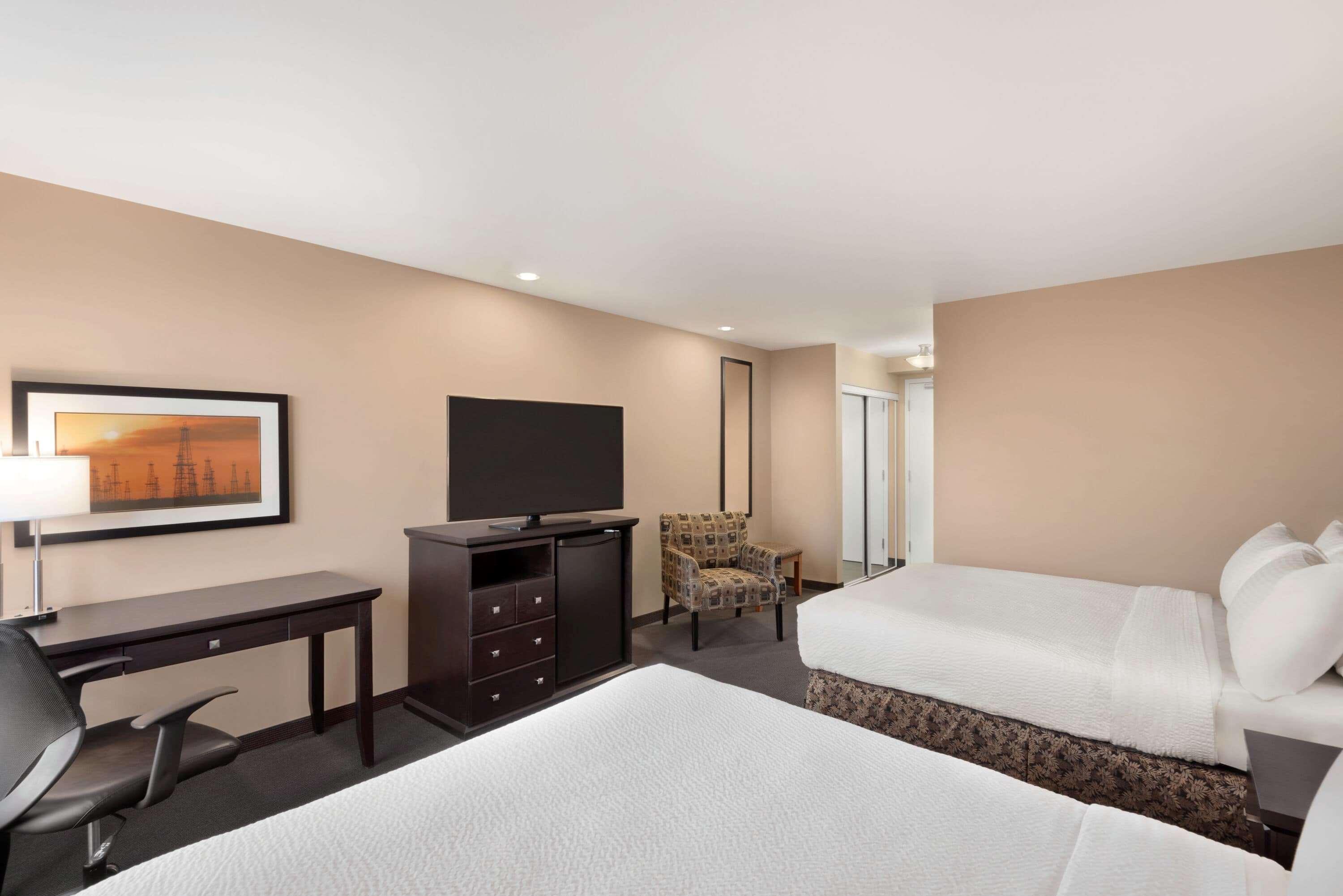 Royal Edmonton Airport Trademark Collection By Wyndham Hotel Leduc